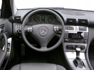 RAMKA DO RADIA 9 CALI MERCEDES C KLASA 2004-2007